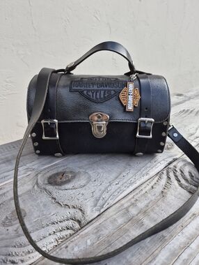 HARLEY-DAVIDSON VINTAGE BLACK LEATHER SADDLE HANDBAG